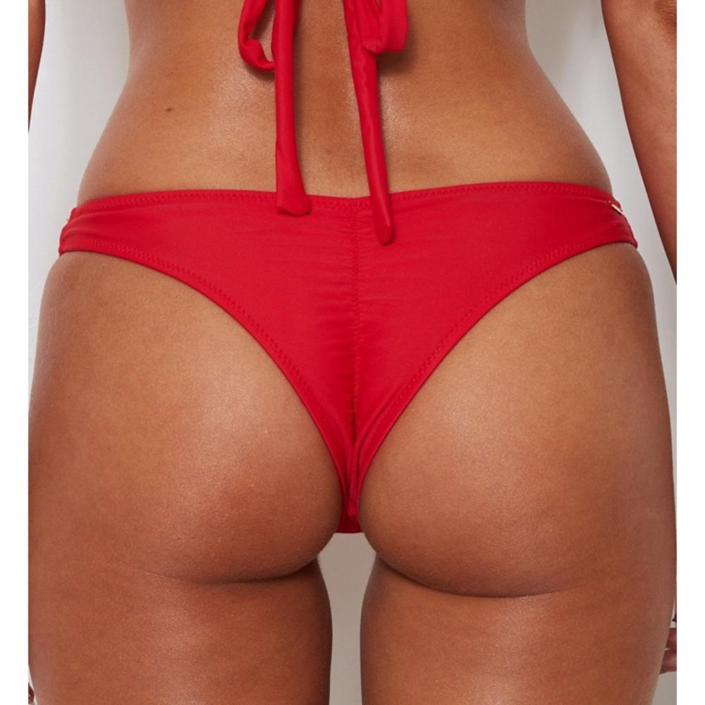 White Fox Boutique Malia bikini bottoms / red